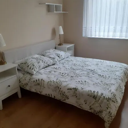 Sloneczny Apartament Z Malym Ogrodkiem Wejherowo Esterno foto
