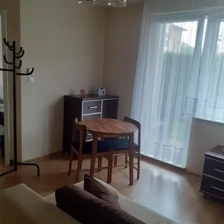 Sloneczny Apartament Z Malym Ogrodkiem Wejherowo Esterno foto